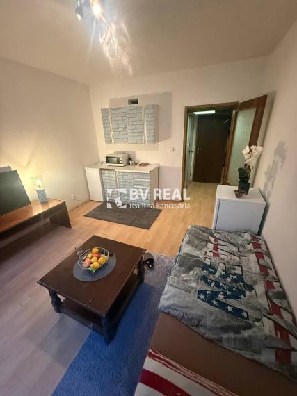 BV REAL Na predaj garsónka Handlová FM2541