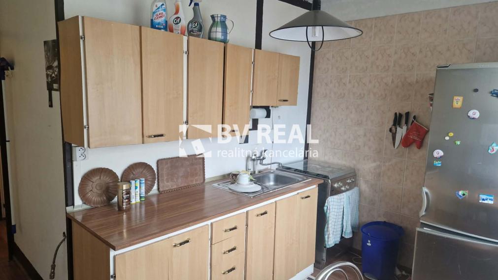 BV REAL na predaj 3 izbový byt Prievidza FM2544