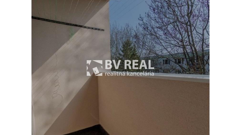BV REAL Na prenájom 2 izbový byt mesto Nováky FM2511