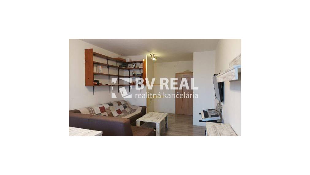 BV REAL Na predaj 3 izbový byt Žiar nad Hronom FM2266