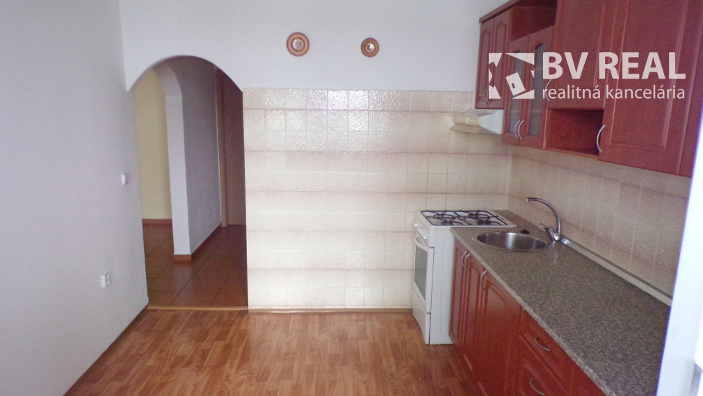 PREDANÉ BV REAL Na predaj 3 izbový byt 72 m2 Kanianka FM1362