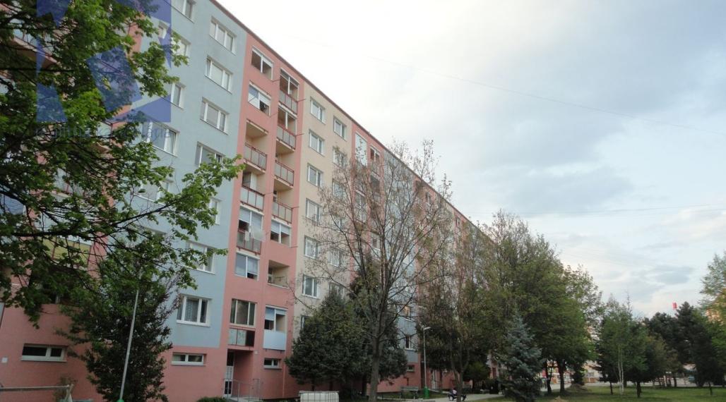 BV REAL Kúpa 2 izbový byt Prievidza sídlisko Zapotôčky 70015