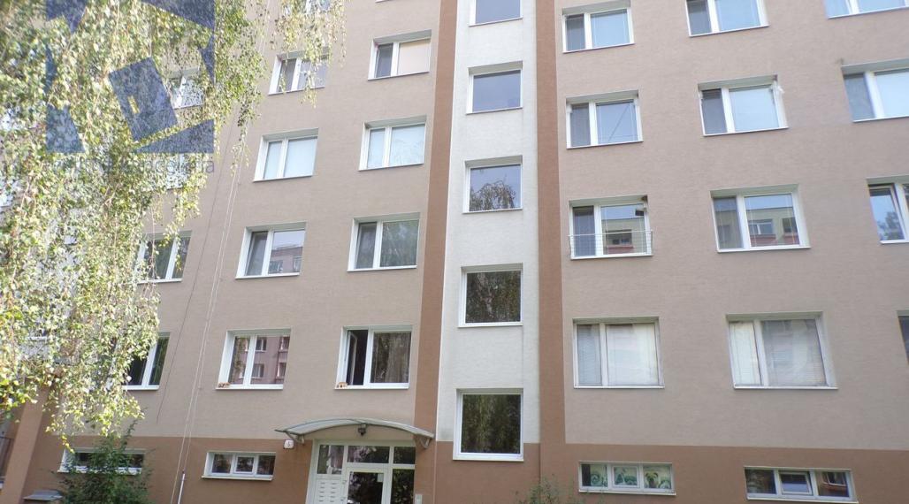 BV REAL Kúpa 3 izbového bytu Prievidza sídlisko Necpaly 70169