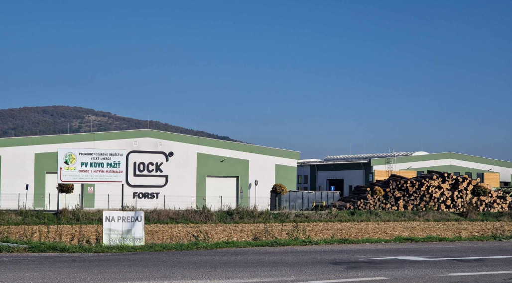 BV REAL Na predaj pozemok 965 m2 Veľké Uherce FM2190