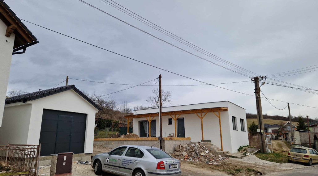 BV REAL Na predaj novostavba a garáž Malé Kršteňany FM2254