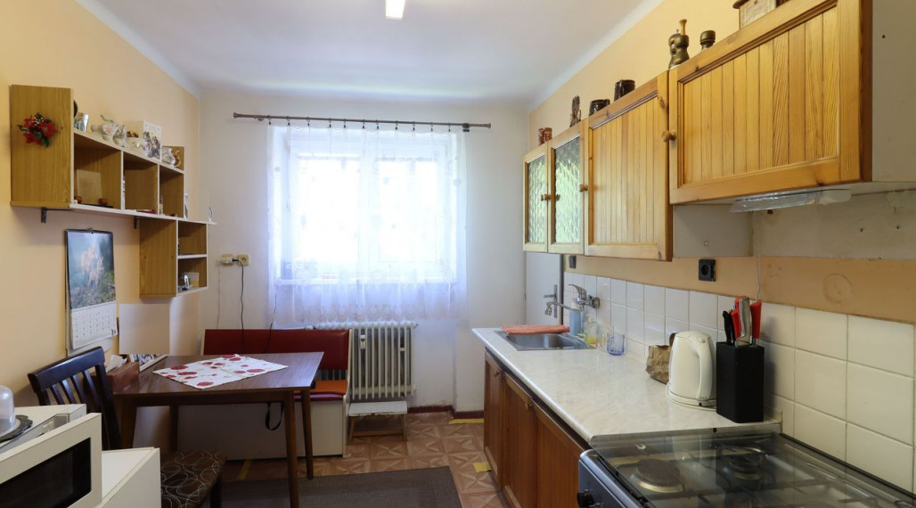 BV REAL na predaj 3 izbový byt 71 m2 Nováky BV5007