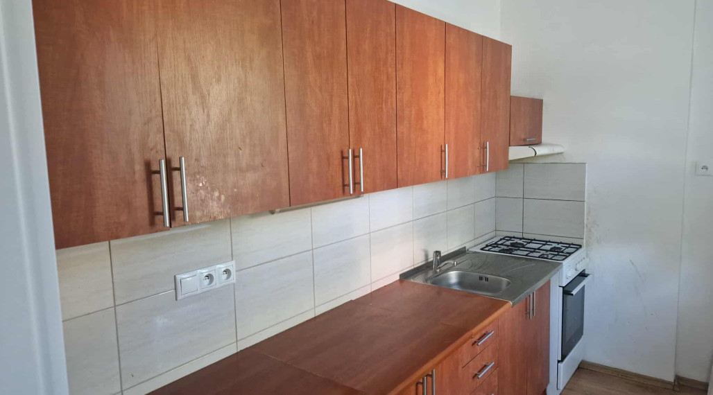 BV REAL Na prenájom 2 izbový byt Handlová FM2274