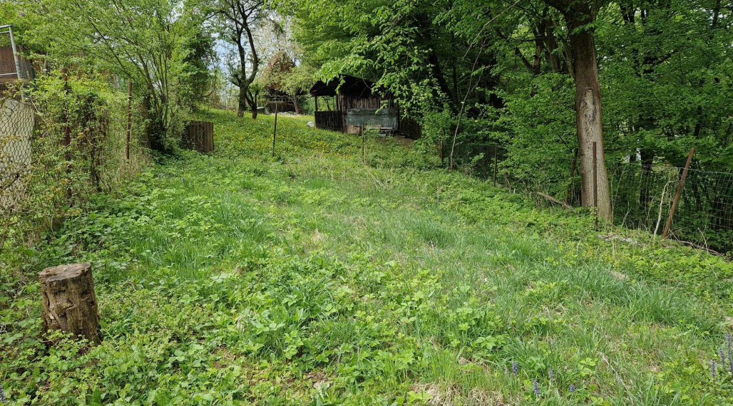 BV REAL Na predaj záhrada 348 m2 Handlová FM1954