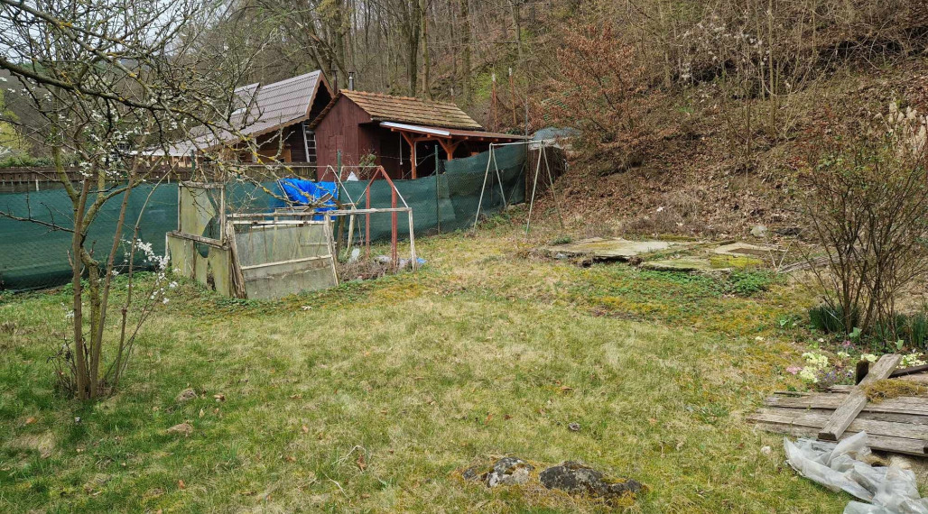 BV REAL Na predaj pozemok na stavbu chaty Partizánske FM2263