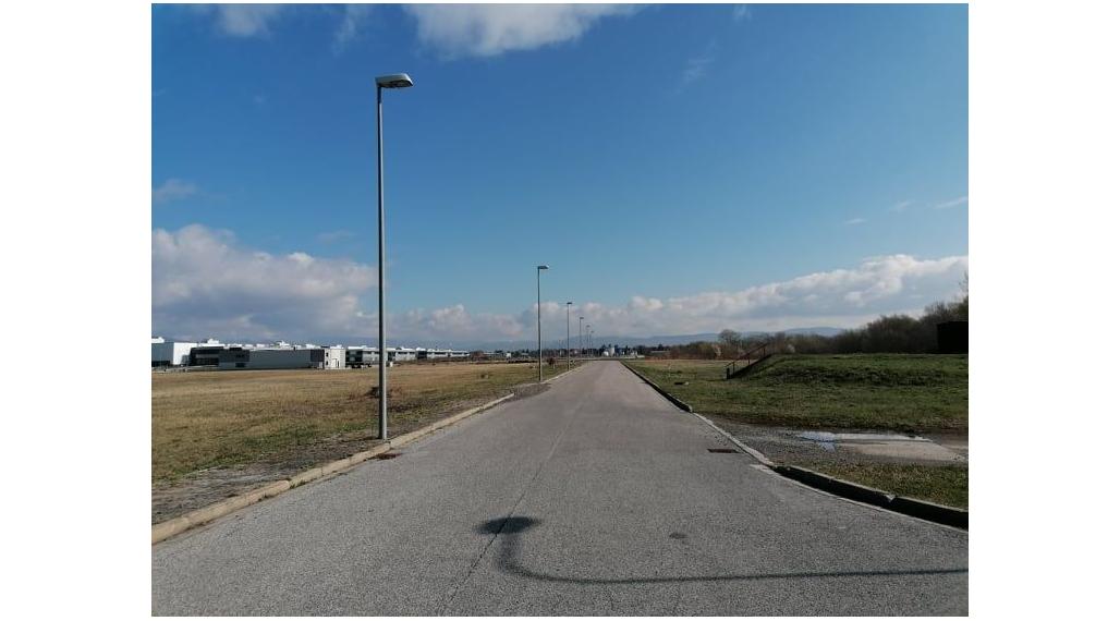 BV REAL Na predaj komerčný pozemok 1259 m2 Prievidza FM1960