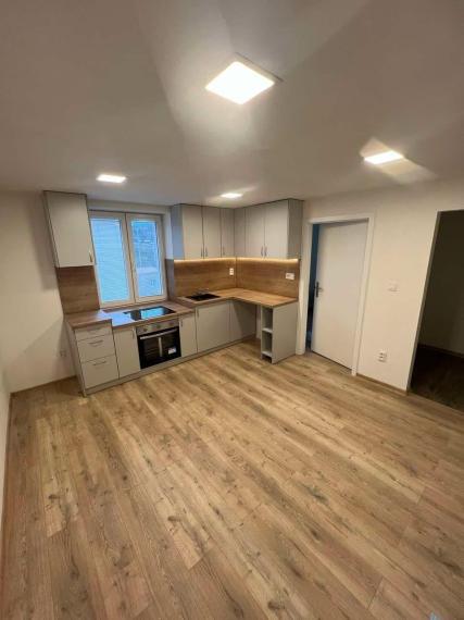 BV REAL Na prenájom 2 izbový byt Handlová FM2196