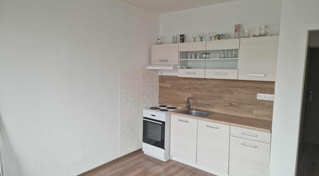 BV REAL Na prenájom 1 izbový byt Prievidza FM2342