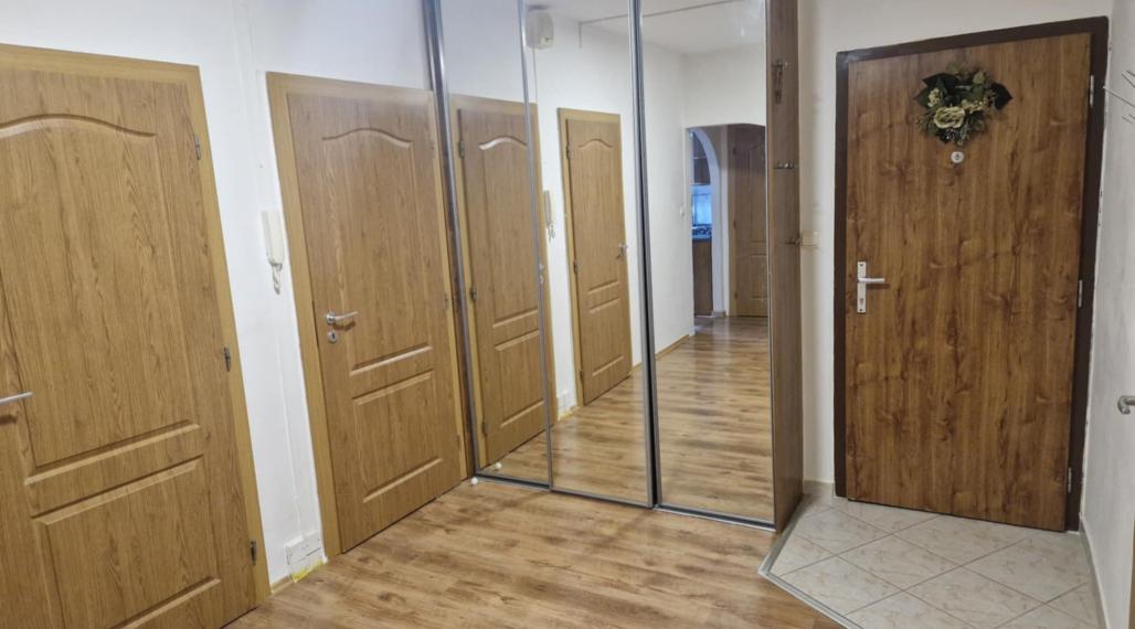 BV REAL Na predaj 4 izbový byt Handlová FM2176