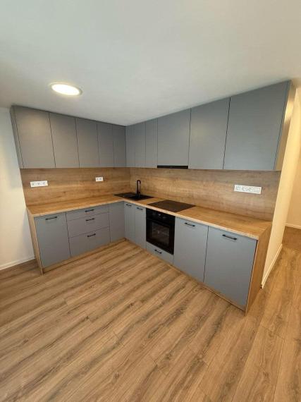 BV REAL Na prenájom 3 izbový byt Handlová FM2305