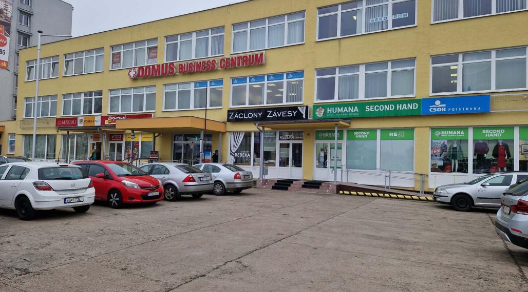 BV REAL Na prenájom komerčný priestor 45 m2 Prievidza FM2386