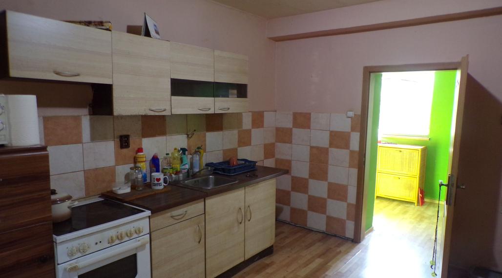 BV REAL Na predaj rodinný dom s veľkým pozemkom 2326 m2 FM1959