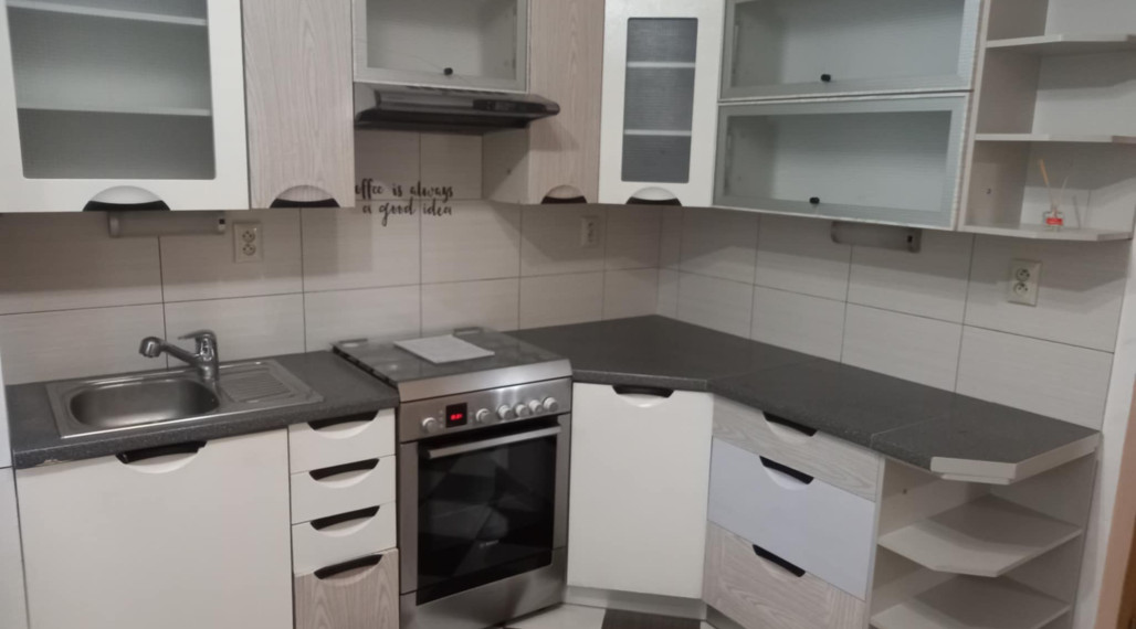 BV REAL Na predaj 1 a pol izbový byt Bojnice FM2388