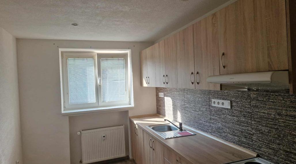 BV REAL Na predaj 2 izbový byt Handlová FM2291