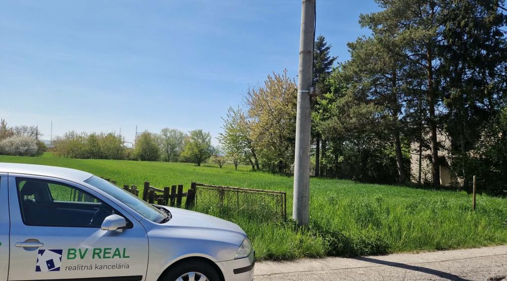 BV REAL Na predaj pozemok na rodinný dom Bystričany FM2439