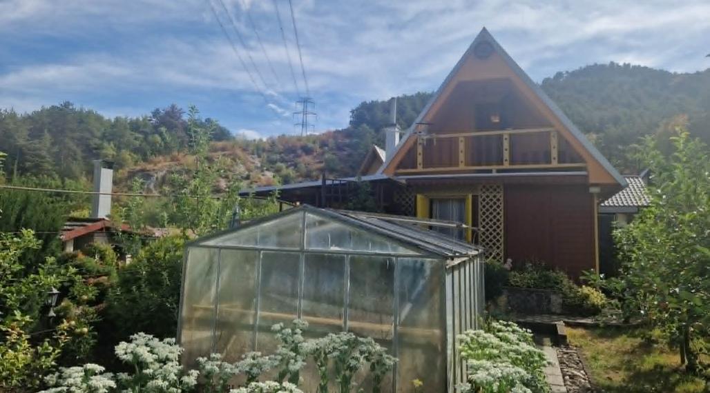 BV REAL na predaj rekreačná chata+záhrada Malé Uherce FM2526