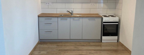 Na prenájom 2 izbový byt 47 m2 Handlová FM1568