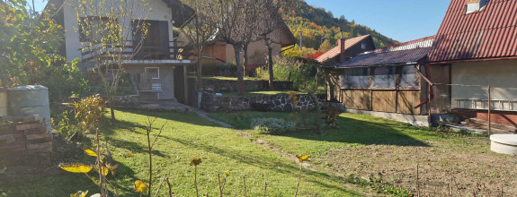 BV REAL predaj murovaná chata so záhradou Prievidza FM2356