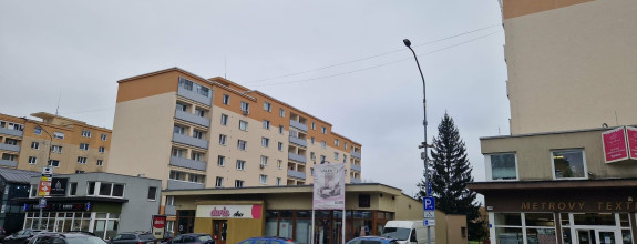 BV REAL Na prenájom polyfunkčná budova Prievidza FM2365