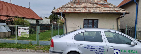 BV REAL Predaj rodinný dom a pozemok 1459 m2 Bystričany FM2404