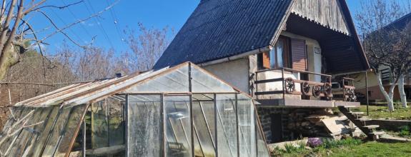 BV REAL murovaná chata so záhradou Prievidza FM2433