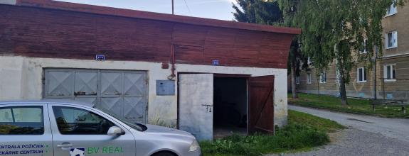 BV REAL Na predaj garáž 28 m2 s elektrikou Handlová FM2478
