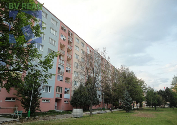 BV REAL Kúpa 2 izbový byt Prievidza sídlisko Zapotôčky 70015