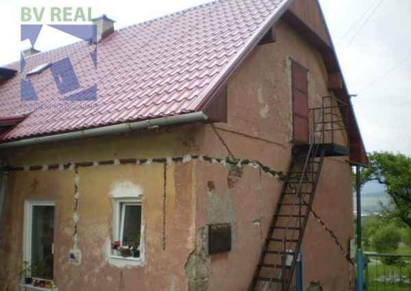 BV REAL Kúpa starší rodinný dom menších rozmerov pôvodný stav okres Prievidza 70027