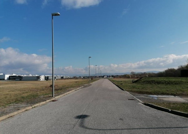 BV REAL Na predaj komerčný pozemok 1259 m2 Prievidza FM1960