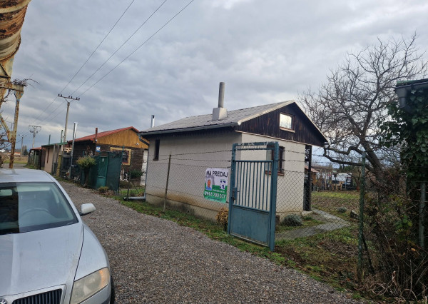 BV REAL Na predaj murovaná chata so záhradou Nováky FM2364
