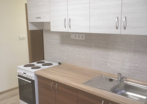 BV REAL Na predaj 2 izbový byt Handlová FM2381