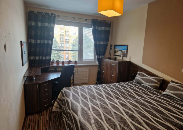 BV REAL Na predaj prerobený 3 izbový byt Prievidza FM2382