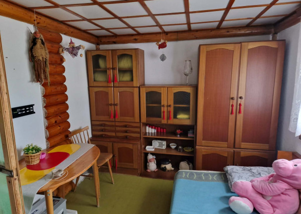 BV REAL chata so záhradou Handlová FM2369