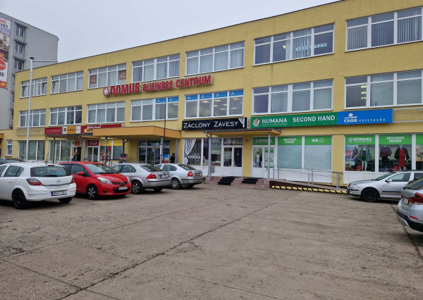 BV REAL Na prenájom komerčný priestor 45 m2 Prievidza FM2386