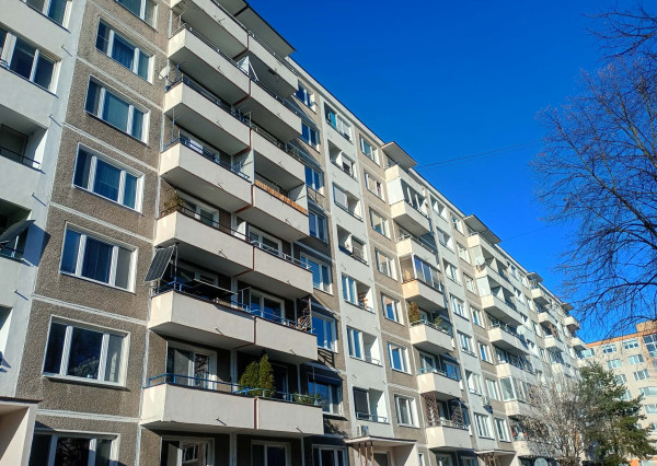 BV REAL Na predaj 2,5 izbový byt Prievidza FM2391