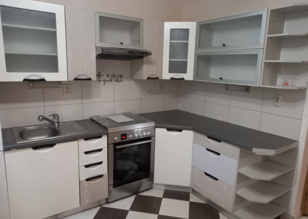 BV REAL Na predaj 1 a pol izbový byt Bojnice FM2388