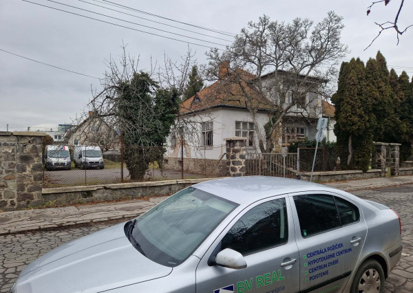 BV REAL Na predaj rod. dom, pozemok 1405 m2 Prievidza FM2406