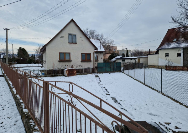 BV REAL Na prenájom rodinný dom Prievidza FM2417