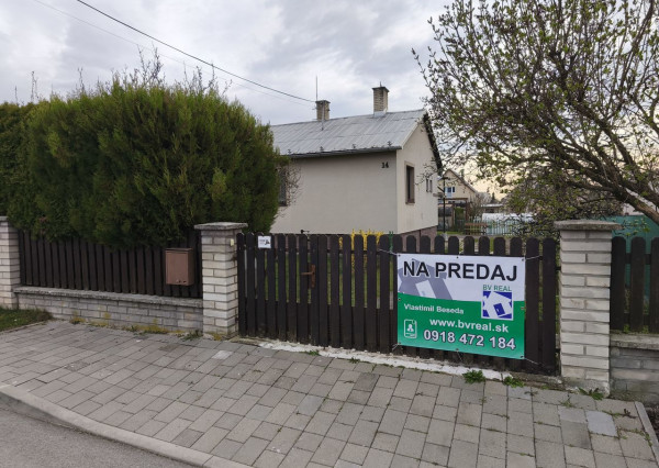 BV REAL Na predaj rodinný dom Lehota pod Vtáčnikom BV6001
