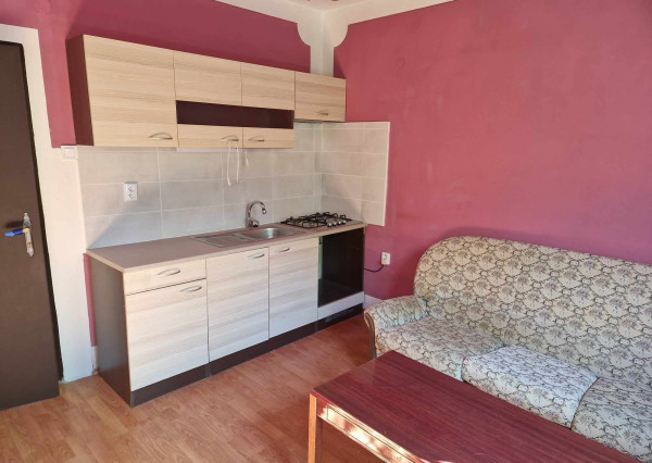 BV REAL Na prenájom 2 izbový byt s terasou Prievidza FM2086