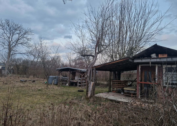 BV REAL Na prenájom pozemok s chatkou obec Koš okres Prievidza FM2444
