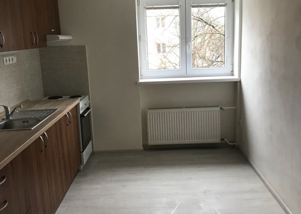 BV REAL Na predaj prerobený 2 izbový byt Handlová FM2515