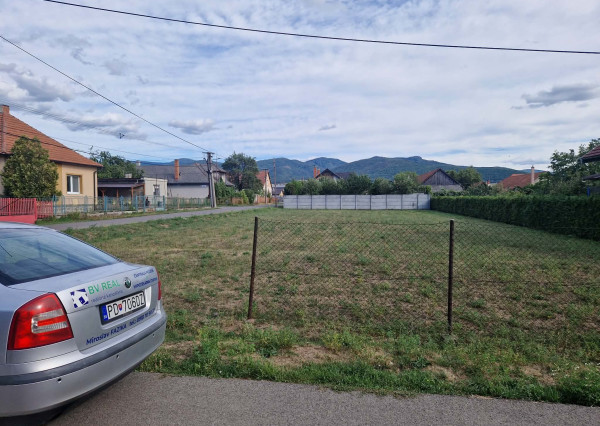 BV REAL Na predaj pozemok na rodinné domy Čereňany FM2517