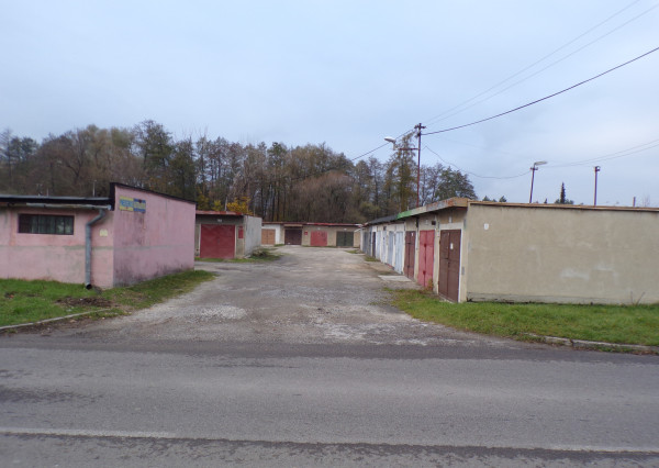 BV REAL Na prenájom garáž s elektrikou Prievidza FM2529