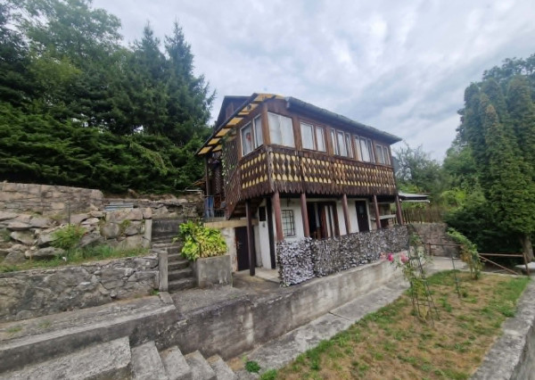BV REAL Na predaj chata a záhrada Bartošová Lehôtka FM2534