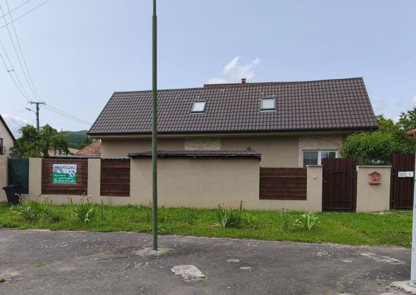 BV REAL prenájom 4 izbový rodinný dom Bojnice Dubnica BV6007